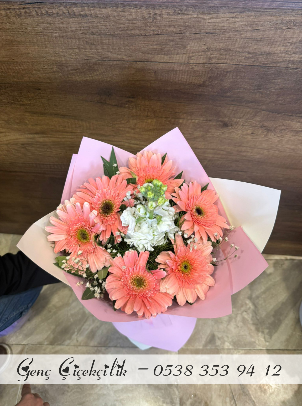 Renkli Gerbara Buketi