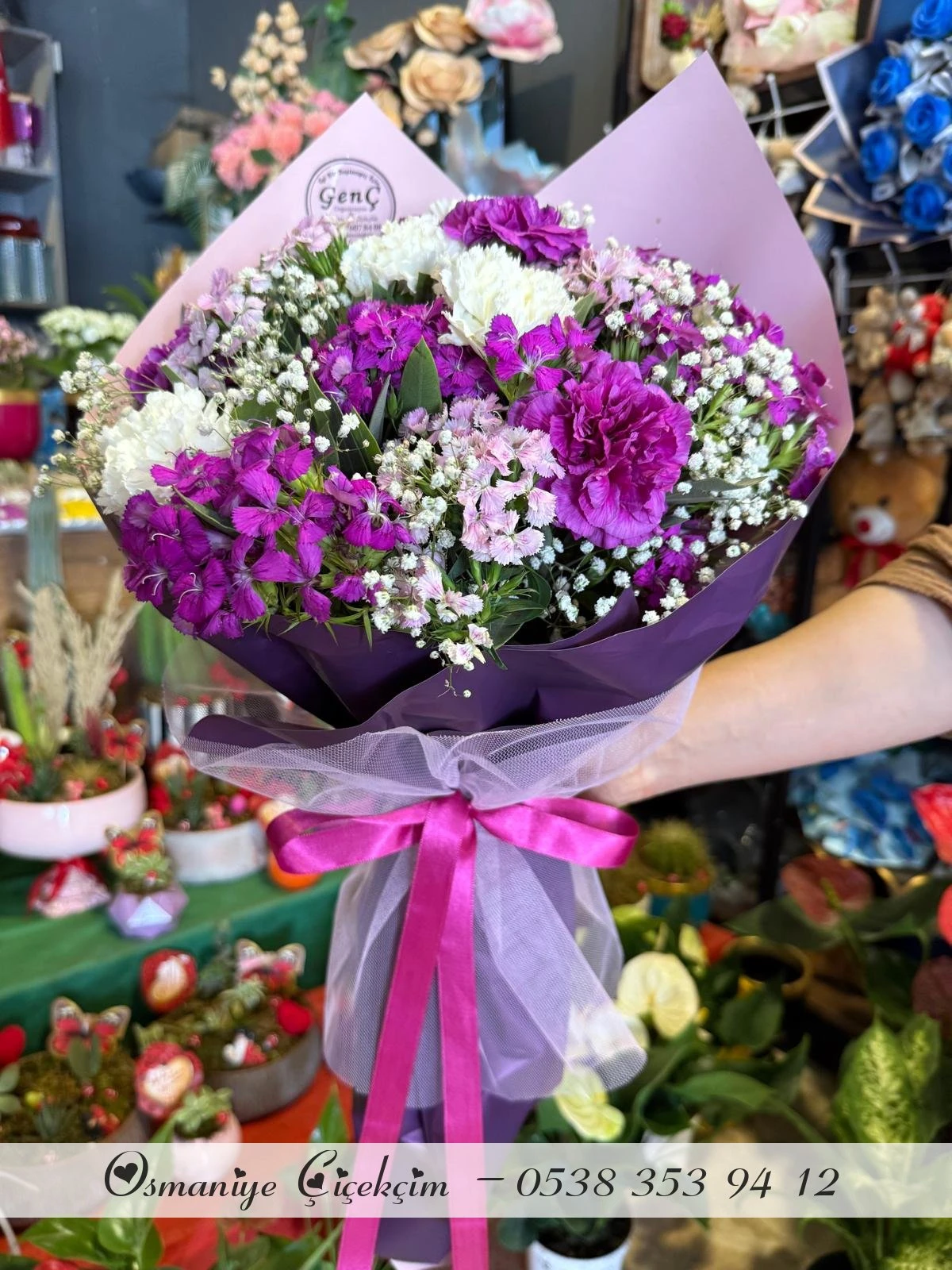 5 Karanfil Hüsnü Yusuflu Buket