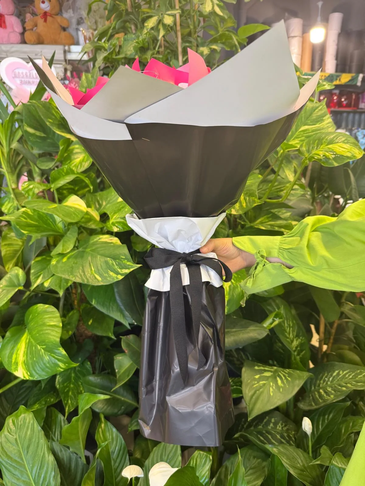 Işıklı Kelebek Buketi