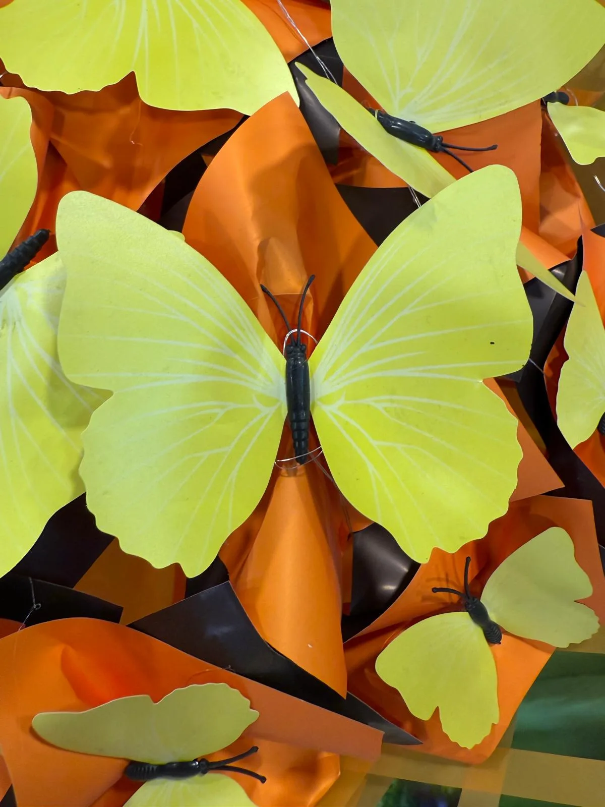 Işıklı Kelebek Buketi