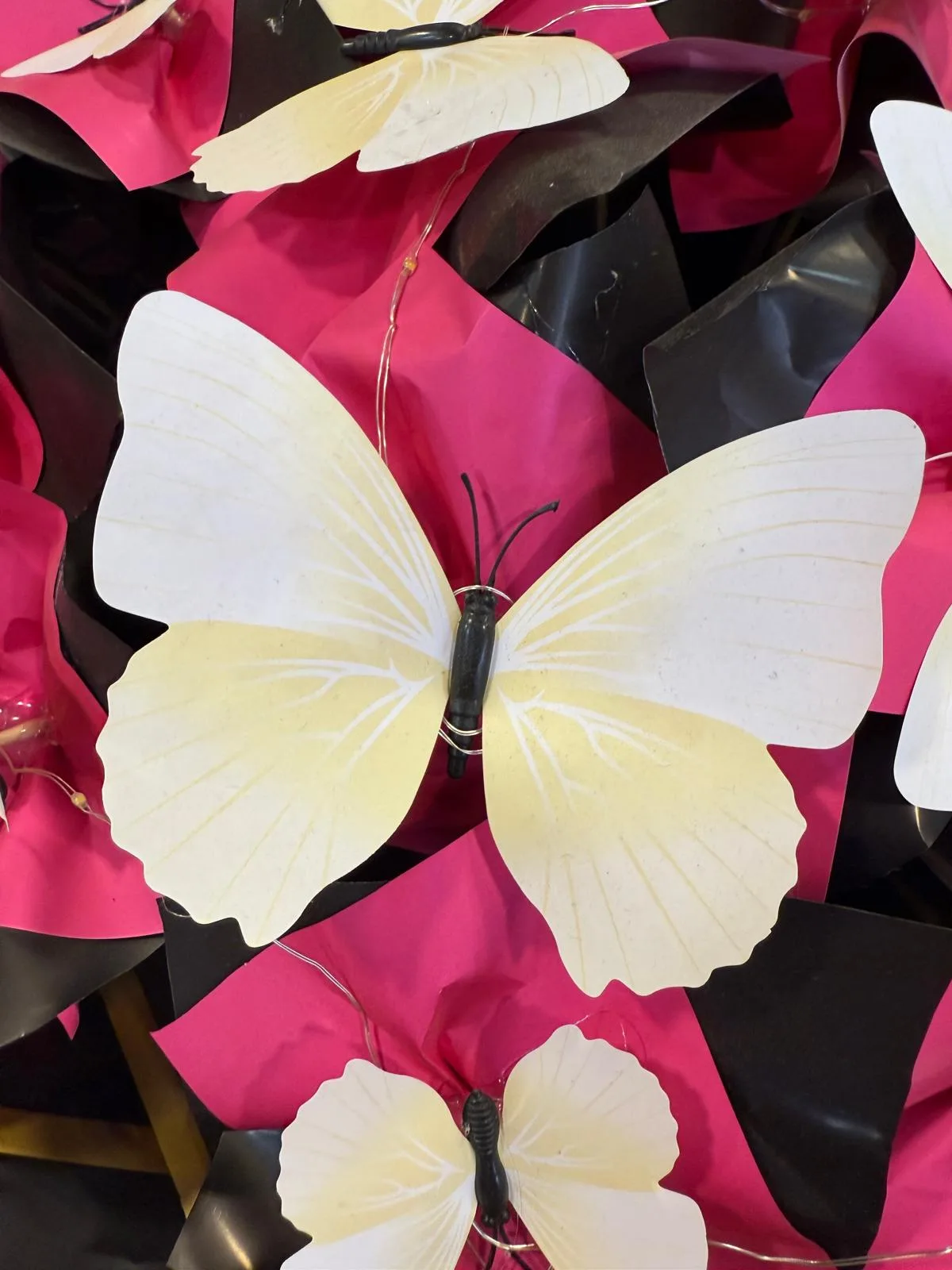 Işıklı Kelebek Buketi