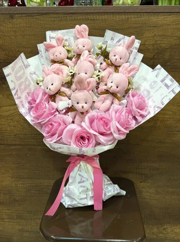 Pembe Tavşanlı Buketimiz
