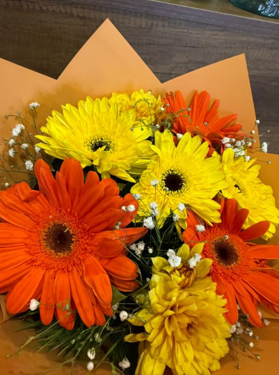 Renkli Gerbara Buketi