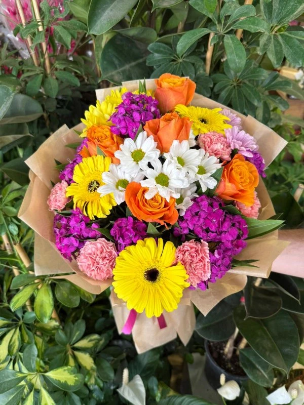 Renkli Gül Mevsim Bahar Buketi