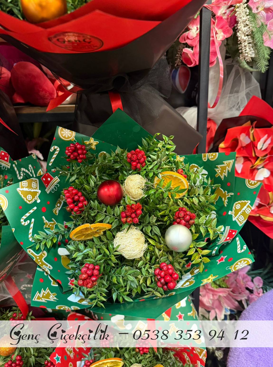 Yılbaşı Yeşil Kağıtta Kokina Buketi